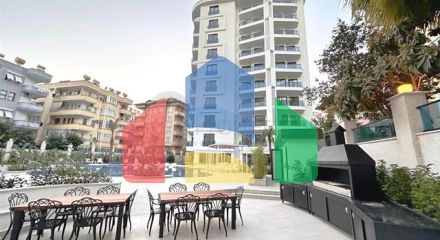 Пентхаус 3+1 в центре Алании с потрясающими видовыми характеристиками