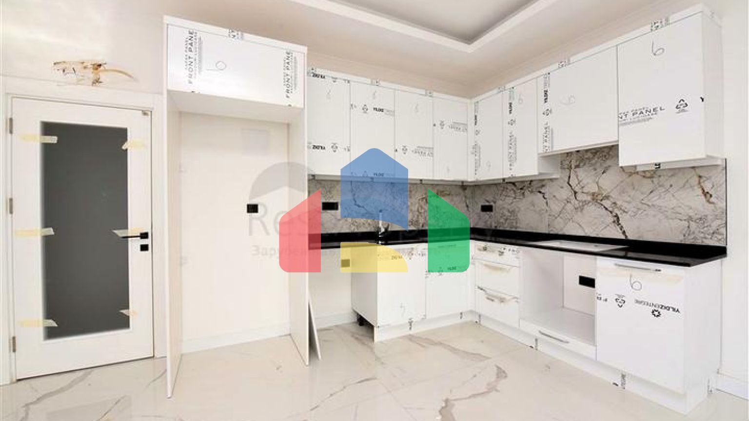 Трикімнатна квартира з шикарним панорамним видом на море