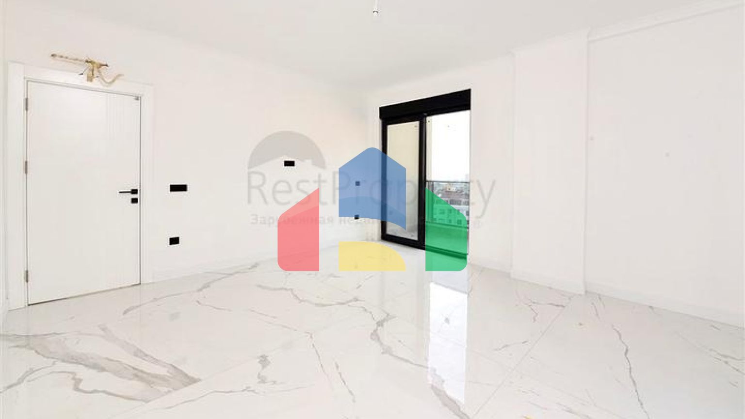 Трикімнатна квартира з шикарним панорамним видом на море