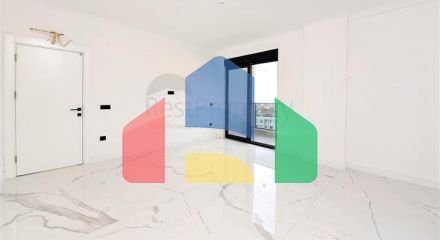 Трикімнатна квартира з шикарним панорамним видом на море