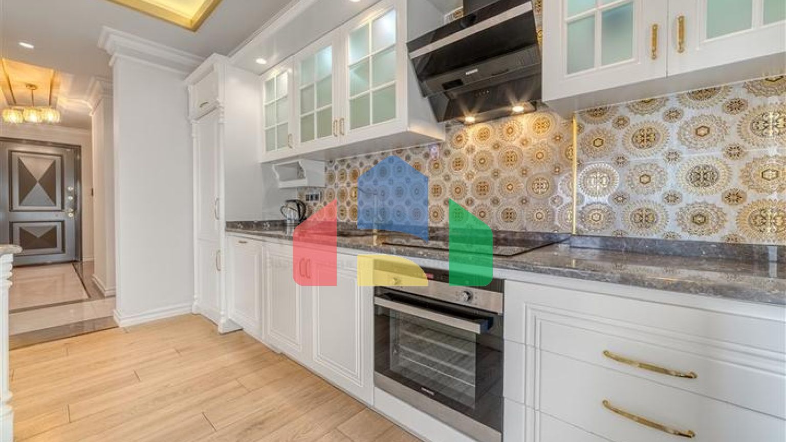 Просторная квартира с видом на море в одном из самых лучших комплексах Аланьи