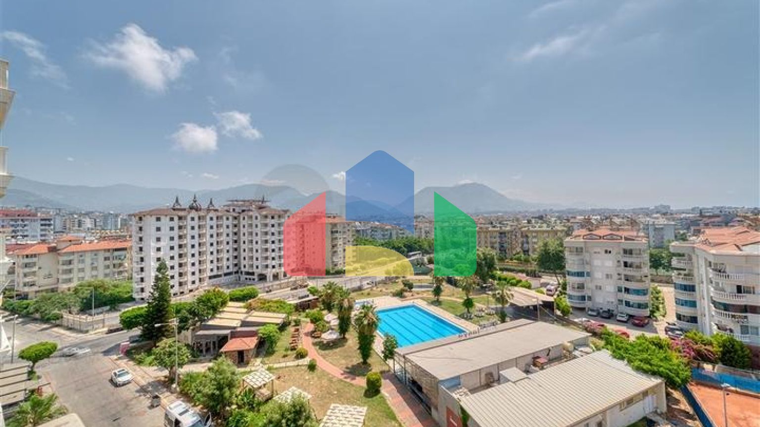 Просторная квартира с видом на море в одном из самых лучших комплексах Аланьи