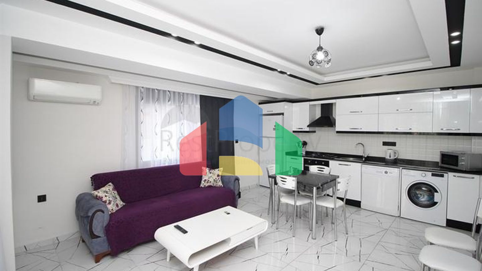 Меблированная квартира планировкой 2+1 в самом центре Алании