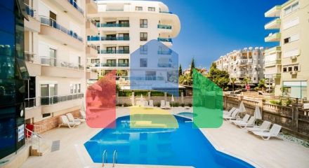 Spacious 3+1 apartment in the very center of Alanya