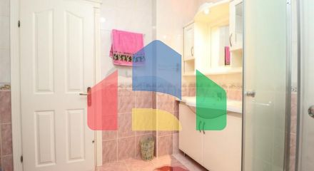 3+2 floor plan apartment in the central area of Alanya