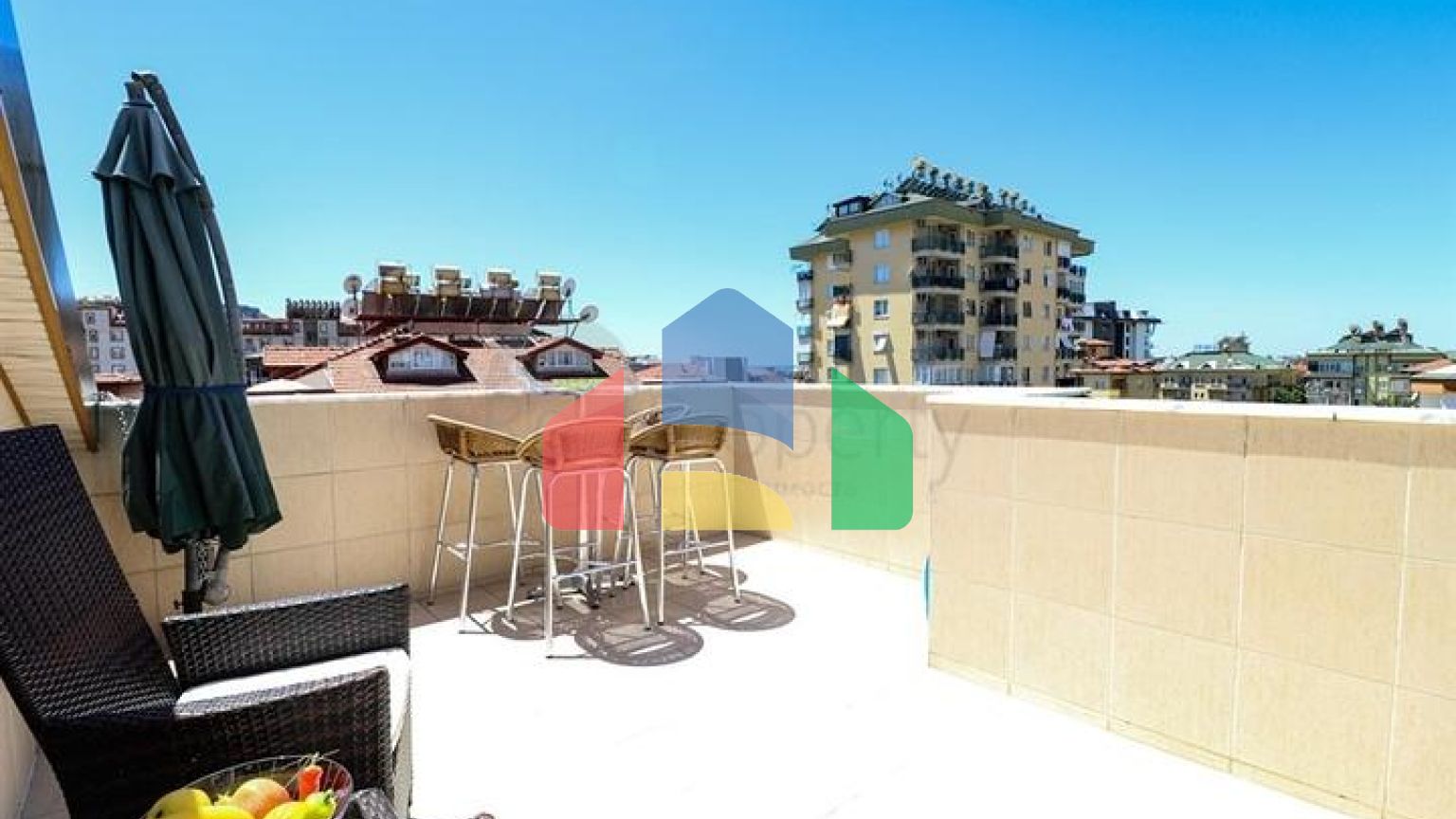 Квартира планировки 3+2 в центральном районе Алании