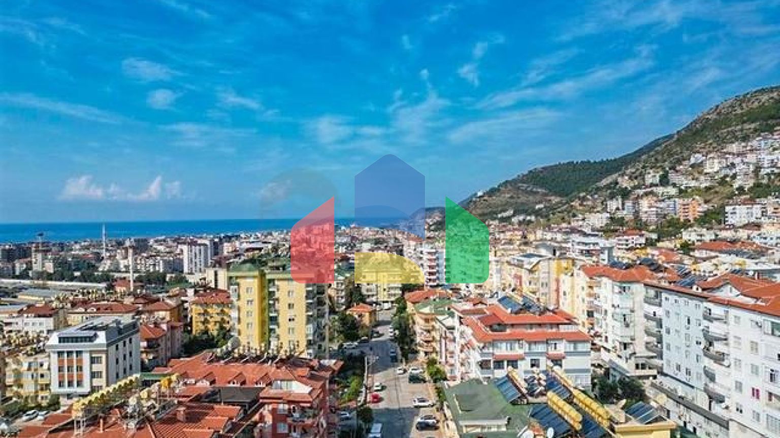 Квартира планировки 3+2 в центральном районе Алании