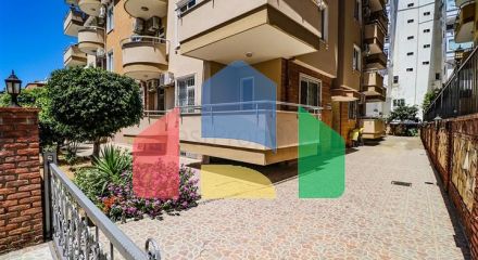 Квартира планировки 3+2 в центральном районе Алании