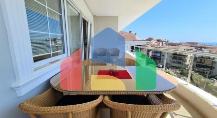 Пентхаус 4+1 с видом на море в самом центре Алании