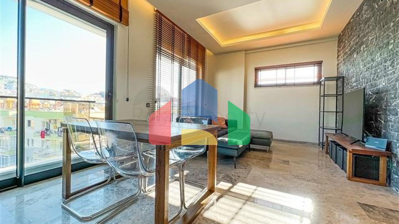 Квартира 2+1 в оживленном районе Клеопатра