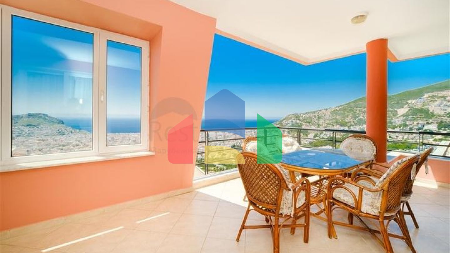 Пентхаус 2+1 с видом на море