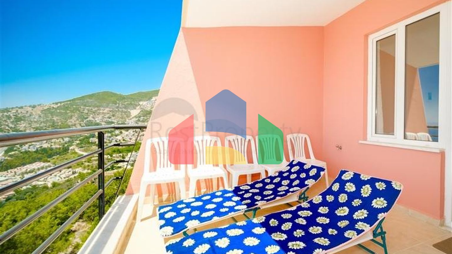 Пентхаус 2+1 с видом на море