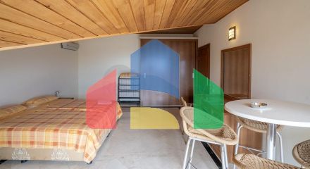 Меблированный пентхаус 4+1 с видом на море в центре Алании