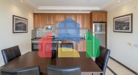 Меблированный пентхаус 4+1 с видом на море в центре Алании