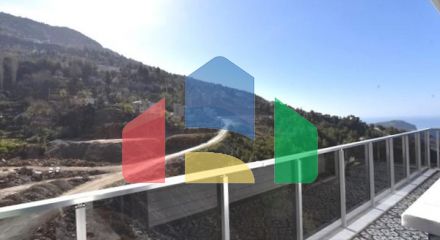 Вілла 3+1 в центрі Аланії