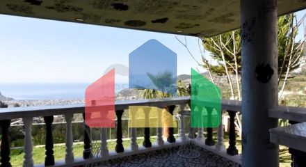 Вілла 3+1 в центрі Аланії