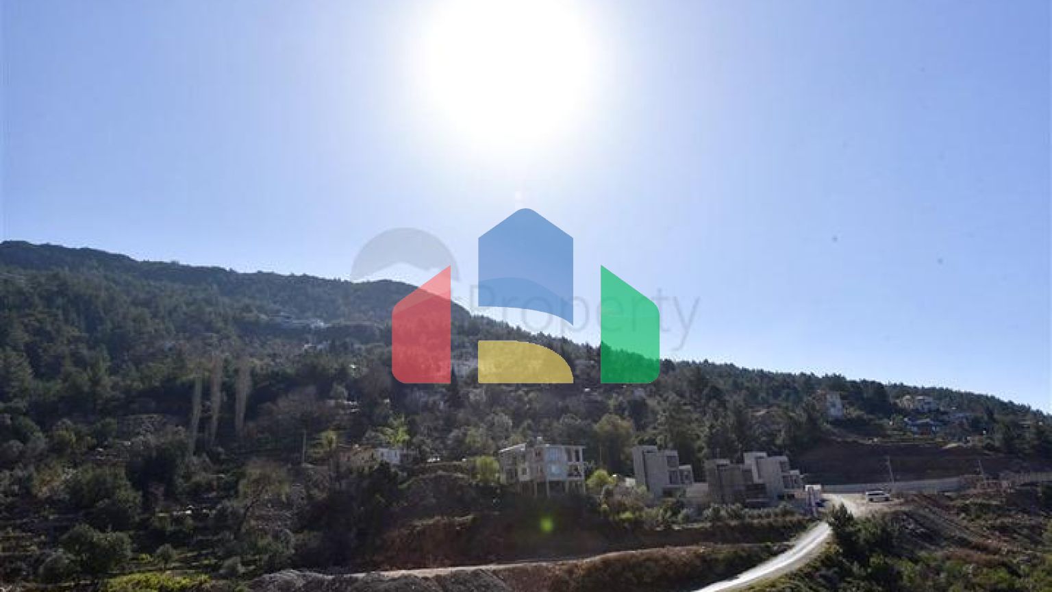 Вілла 3+1 в центрі Аланії