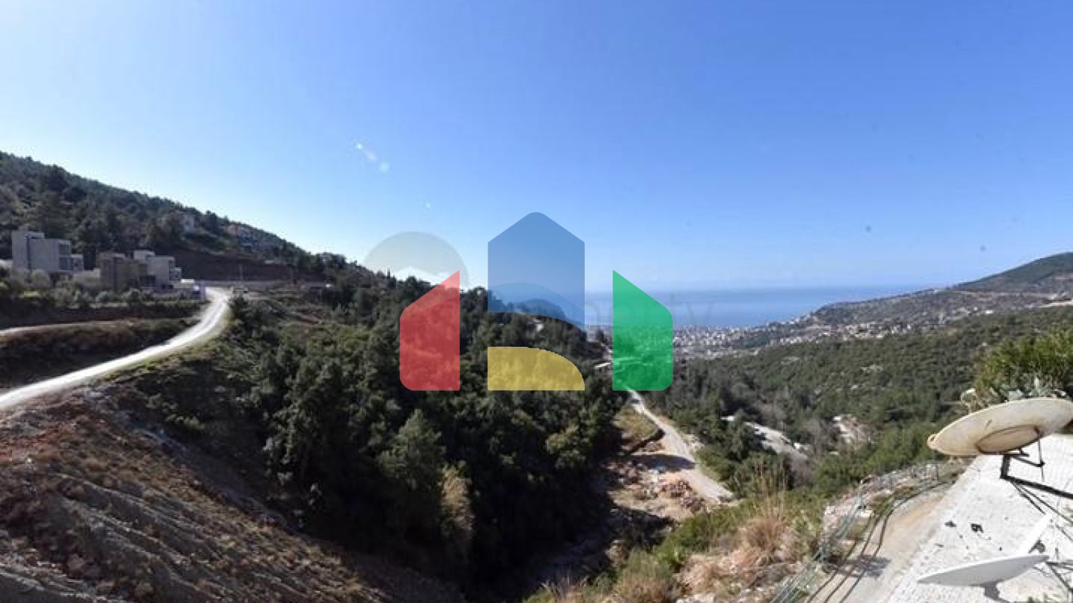 Вілла 3+1 в центрі Аланії