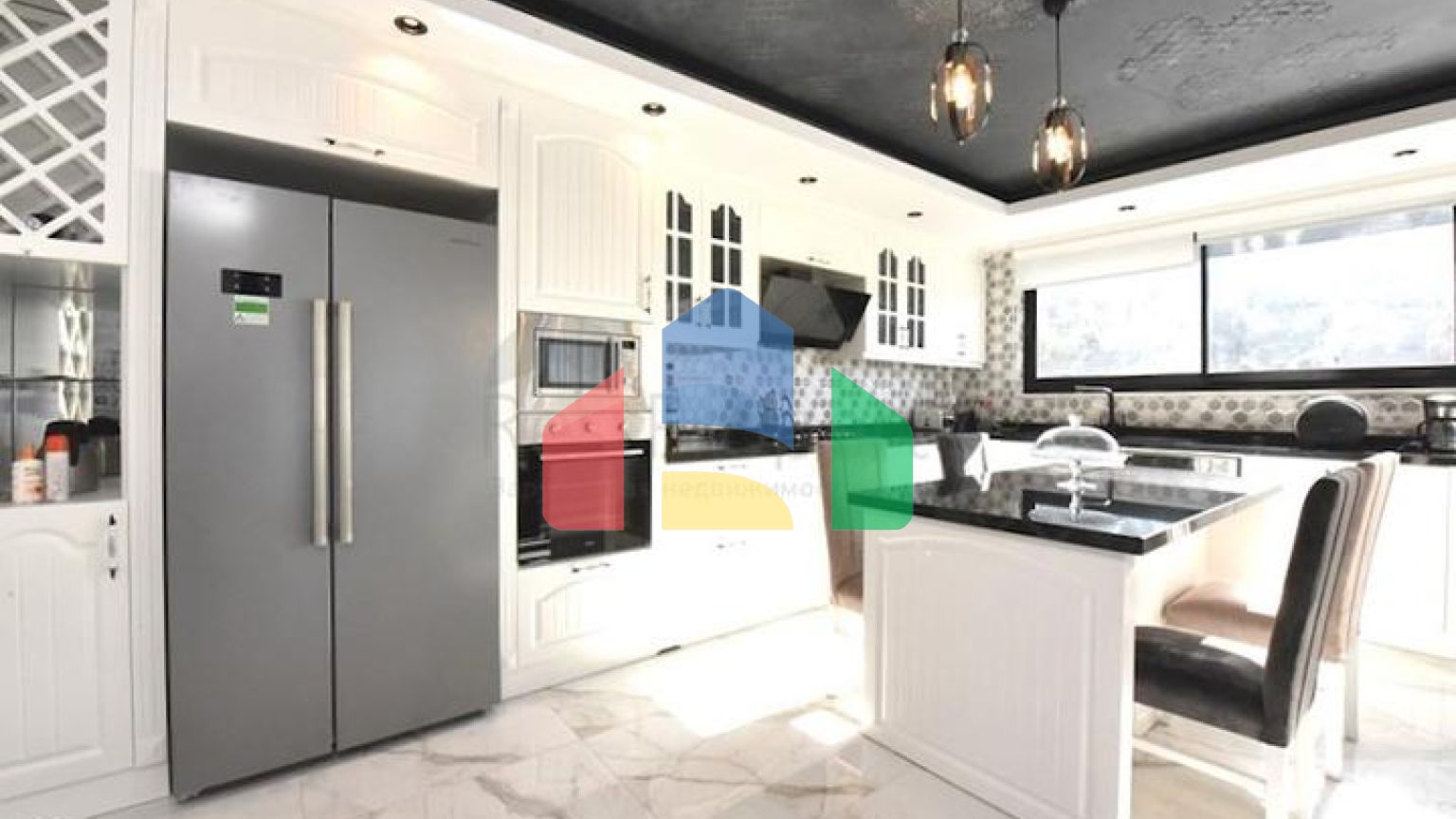 Вілла 3+1 в центрі Аланії