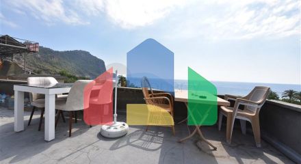 Трикімнатна квартира з окремою кухнею в районі пляжу Клеопатри Трикімнатна квартира з окремою кухнею в районі пляжу Клеопатри