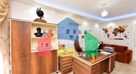 Мебльована вілла з панорамним видом в самому центрі Аланії