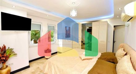 Мебльована вілла з панорамним видом в самому центрі Аланії