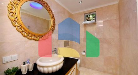 Мебльована вілла з панорамним видом в самому центрі Аланії