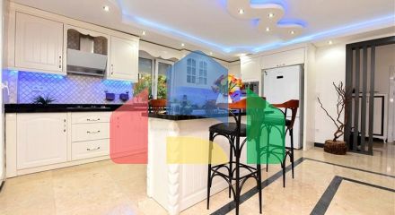 Мебльована вілла з панорамним видом в самому центрі Аланії