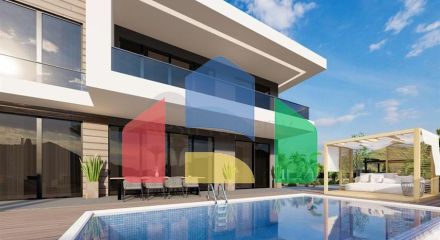 Розкішна вілла в центрі Аланії