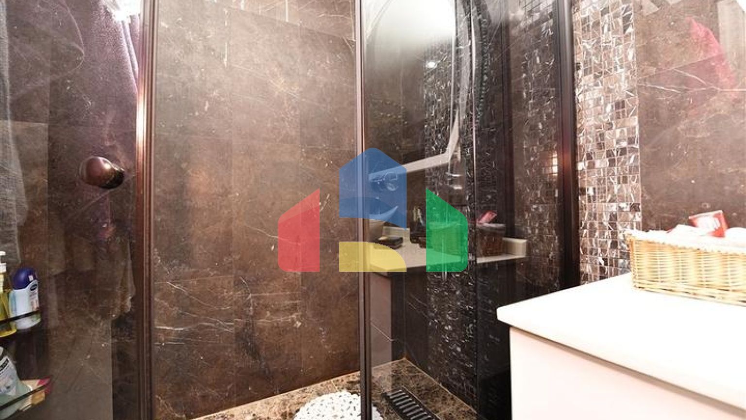 Вілла 5 + 2 з шикарним видом в центрі Аланії