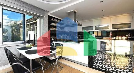 Вілла 5 + 2 з шикарним видом в центрі Аланії