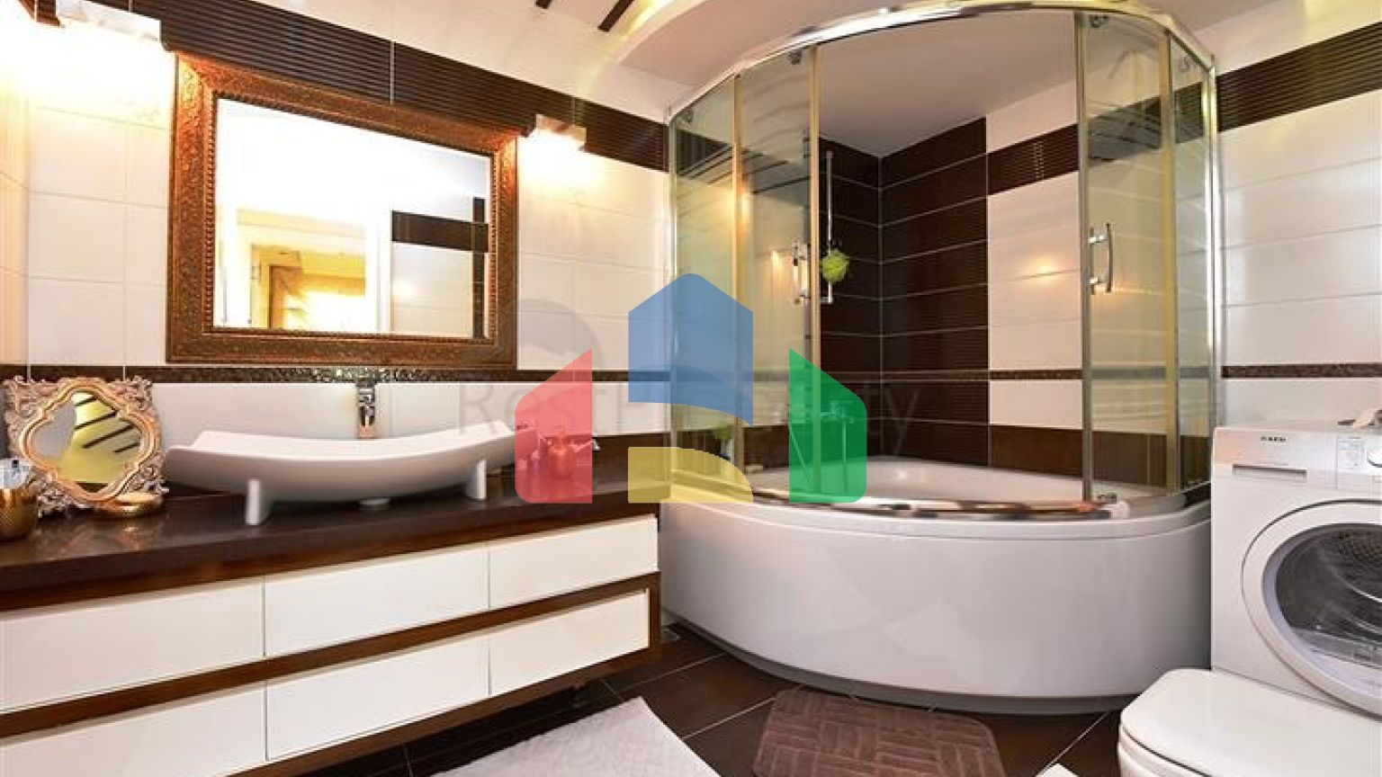 Вілла 5 + 2 з шикарним видом в центрі Аланії