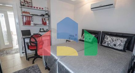 Апартаменти 2 + 1 з просторою терасою в центрі Аланії.
