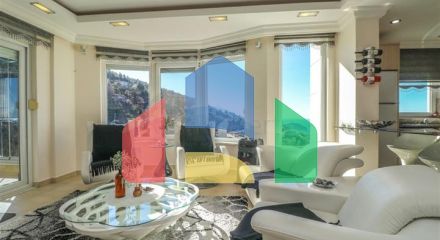 Пентхаус 3+1 с потрясающим видом на море в живописном районе Бекташ