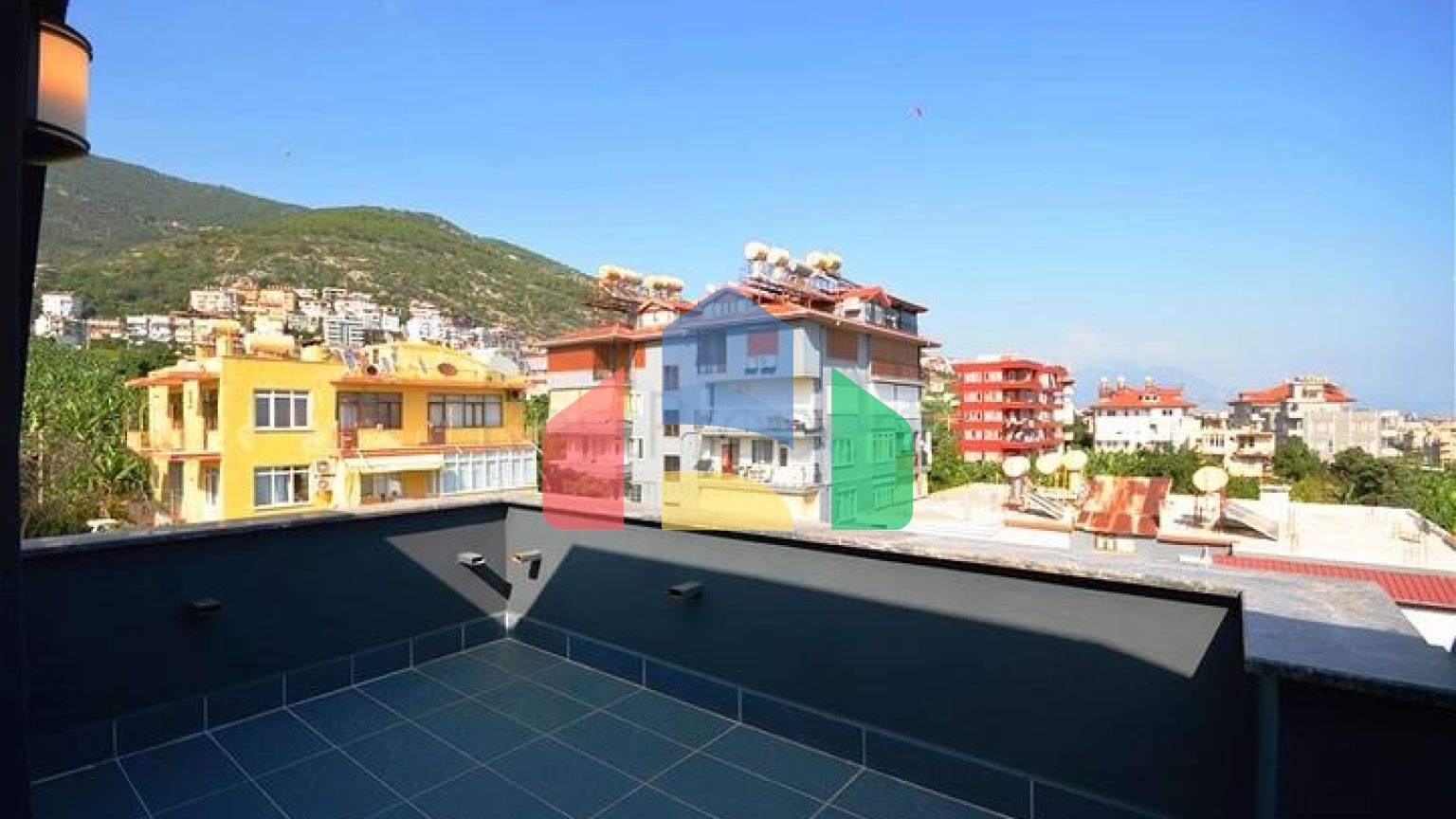 Пентхаус 3+1 в новом жилом комплексе на Клеопатре