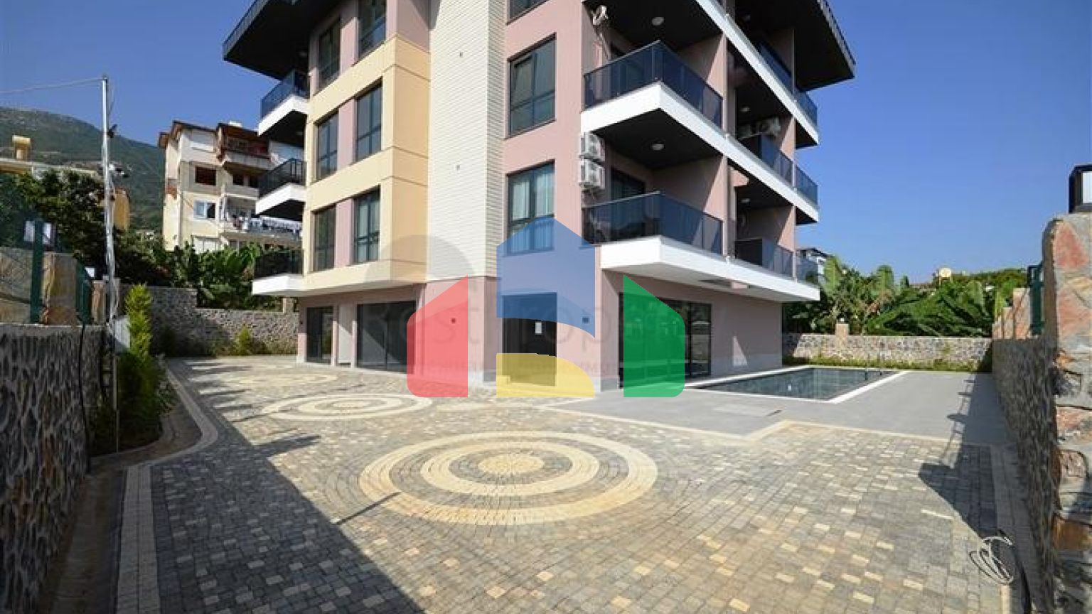 Пентхаус 3+1 в новом жилом комплексе на Клеопатре