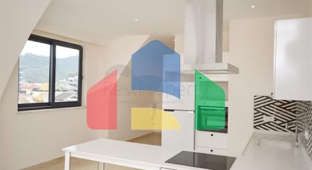 Квартира пентхаус планировки 2+1 в районе Клеопатра