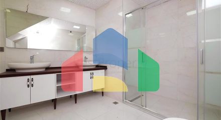 Просторий мебльований пентхаус з терасами в самому центрі Аланії Просторий мебльований пентхаус з терасами в самому центрі Аланії