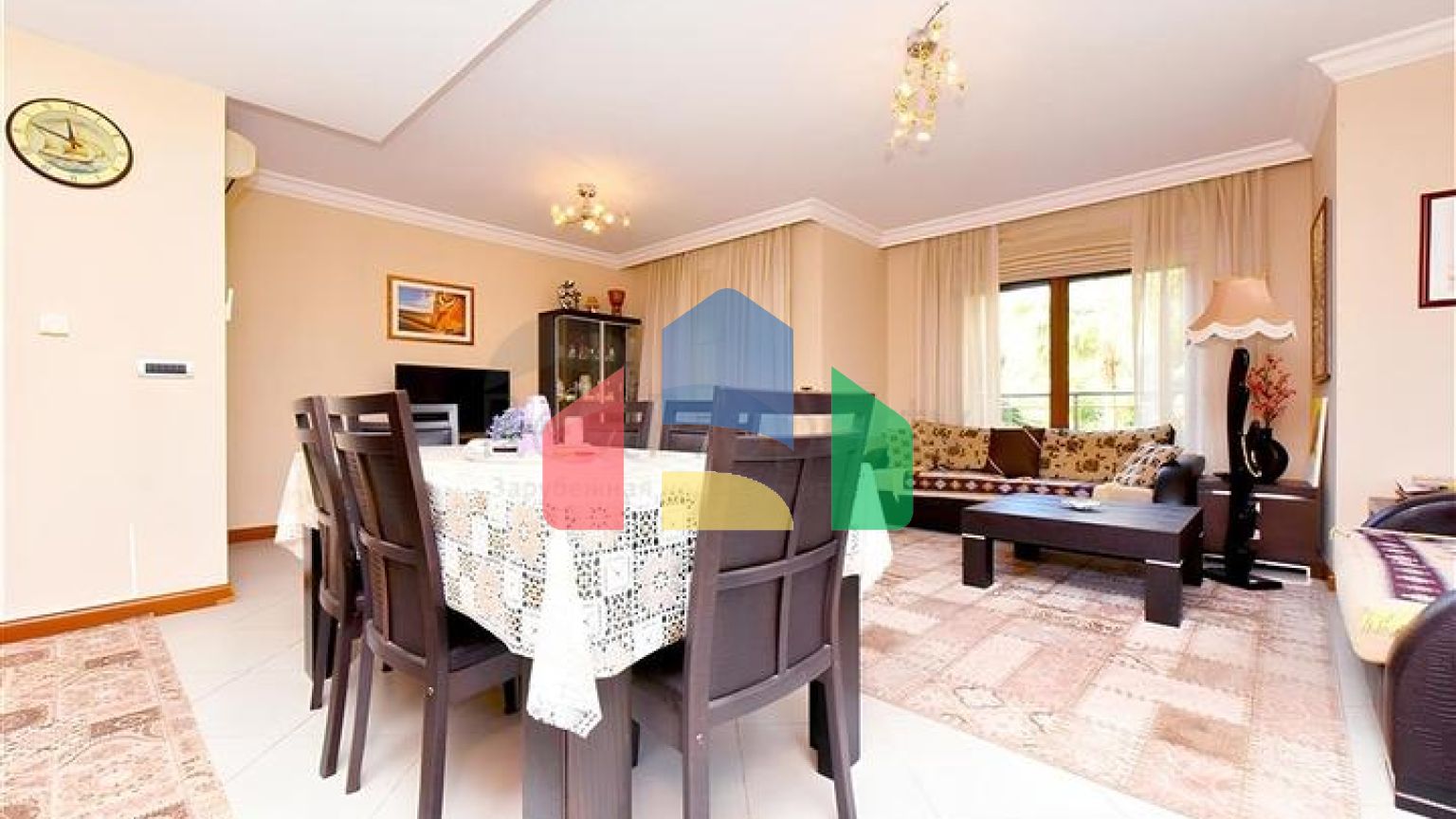 Елегантна квартира 2+1 в комплексі преміум-класу в центрі Аланії