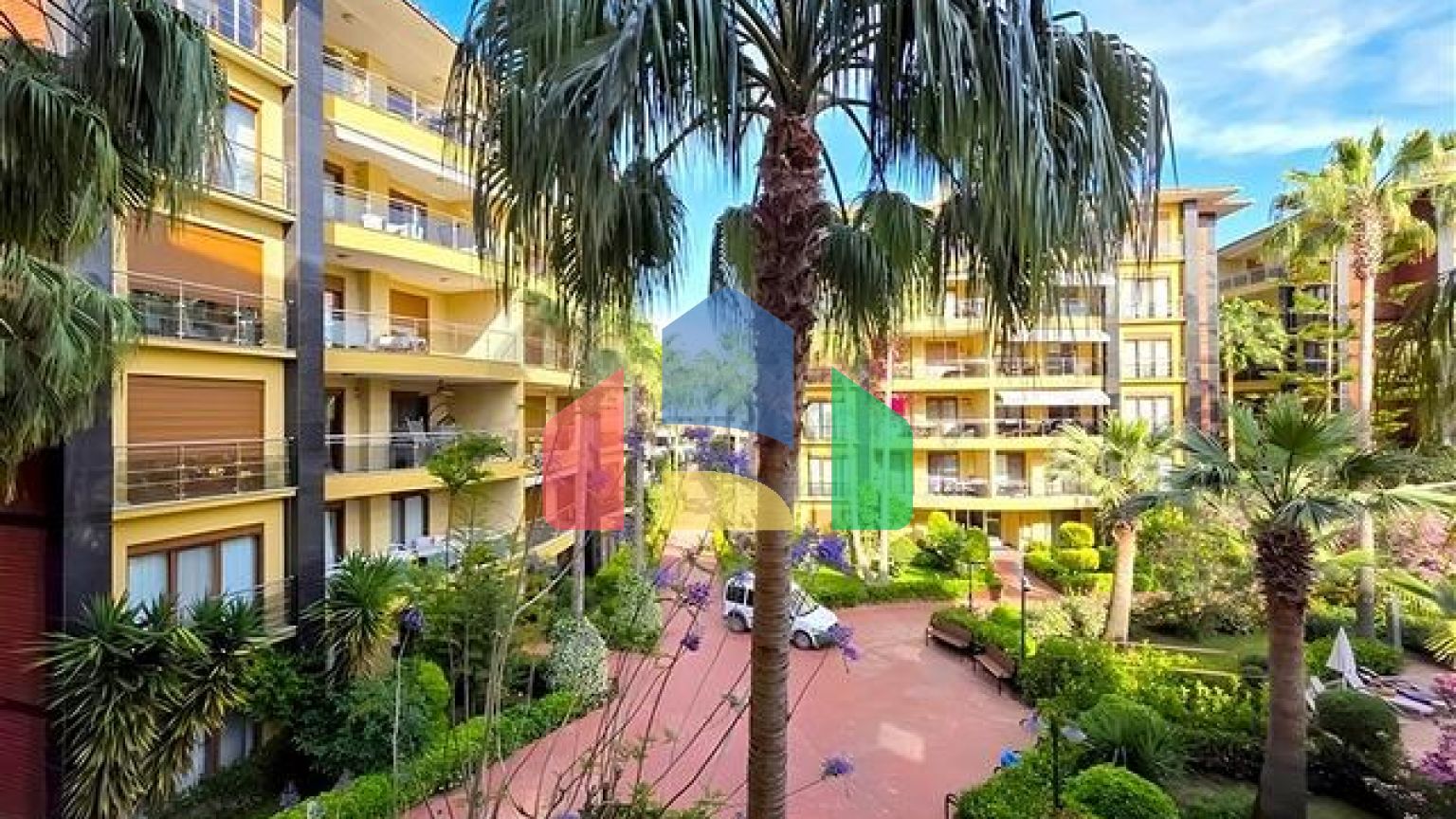 Елегантна квартира 2+1 в комплексі преміум-класу в центрі Аланії