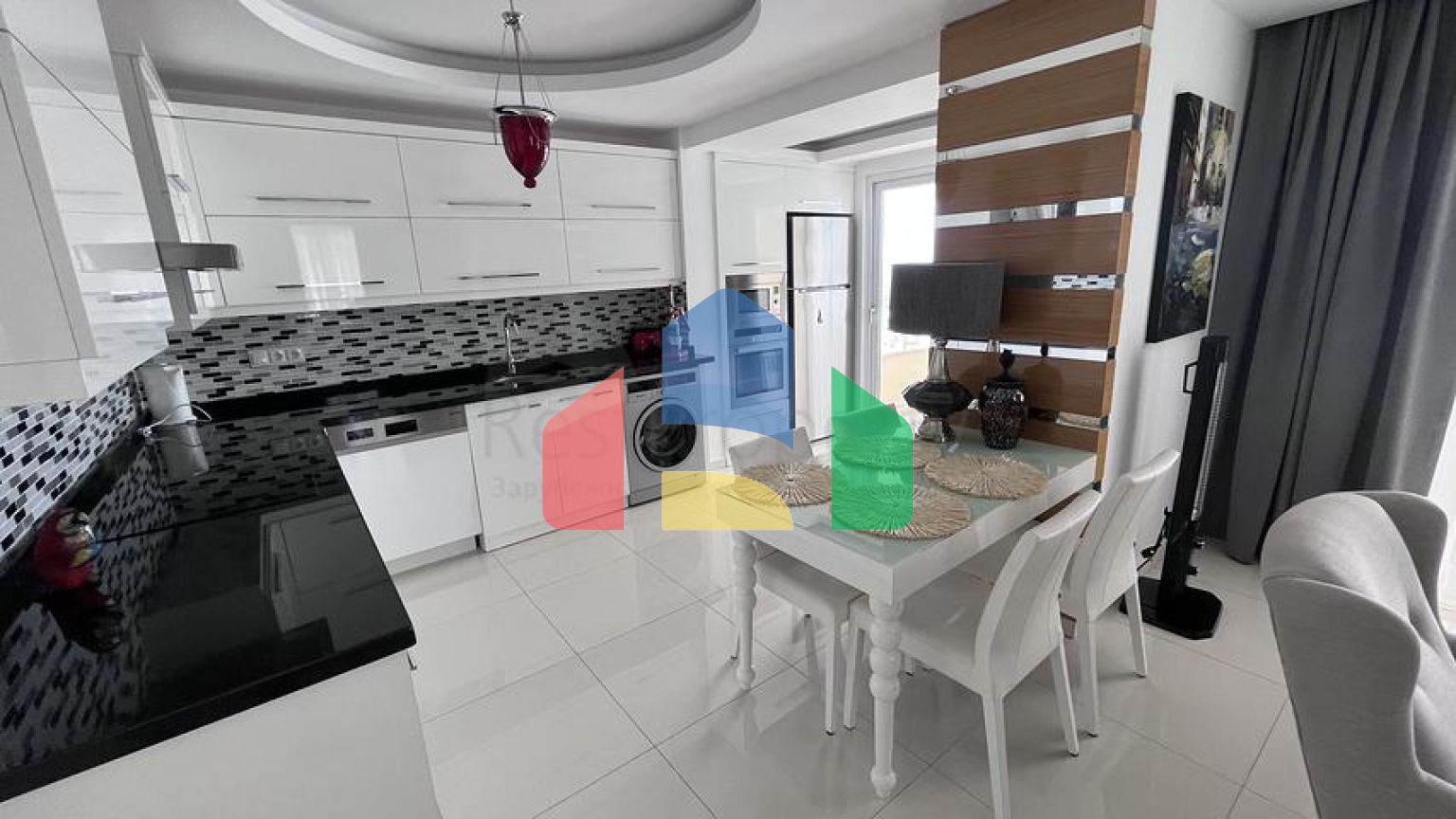 Шикарний дуплекс 3 + 1 в комплексі