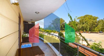 Apartment 2+1 on the first line in the center of Alanya