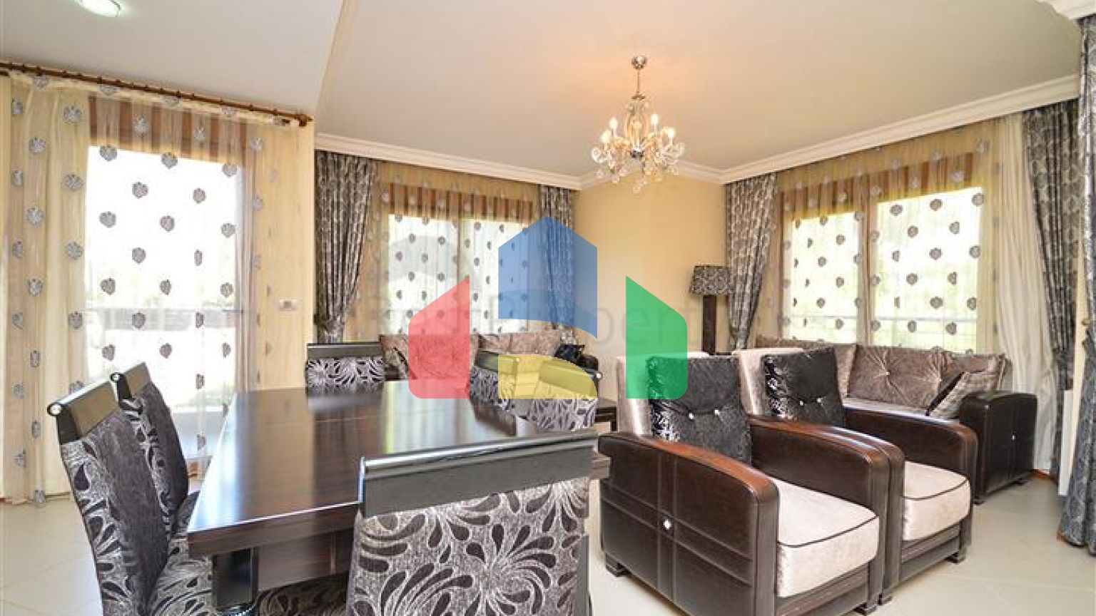 Квартира 2+1 на первой линии в центре Алании