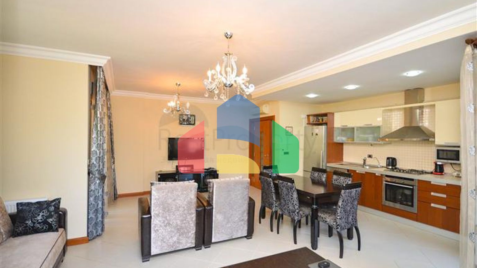 Квартира 2+1 на первой линии в центре Алании