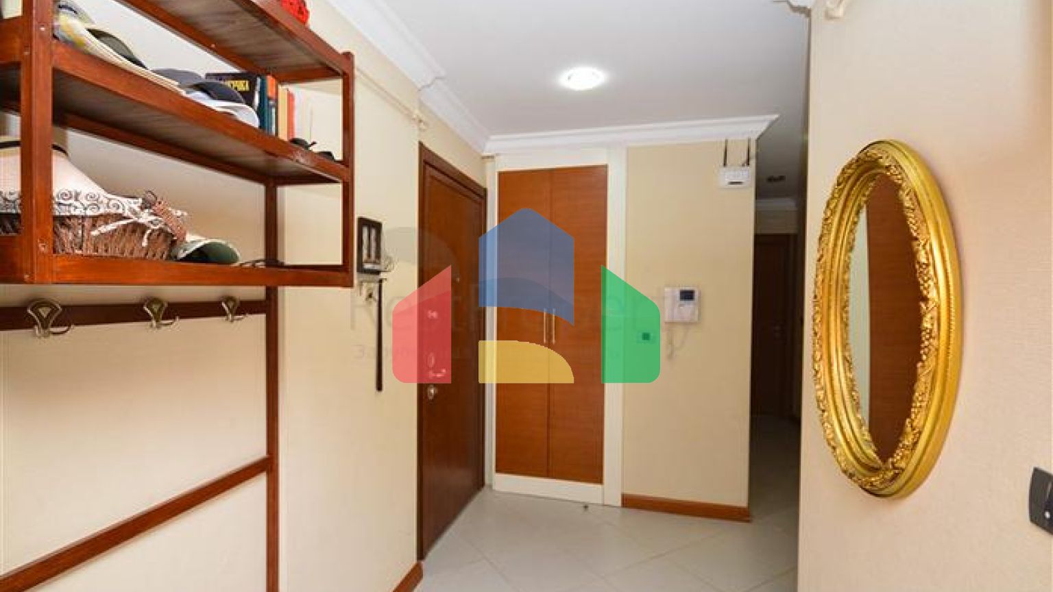 Квартира 2+1 на первой линии в центре Алании