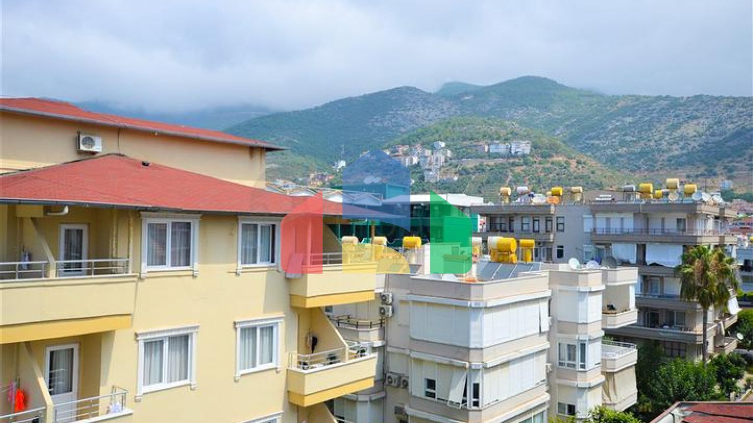 Двухуровневый пентхаус 3+1 в 100 м от моря