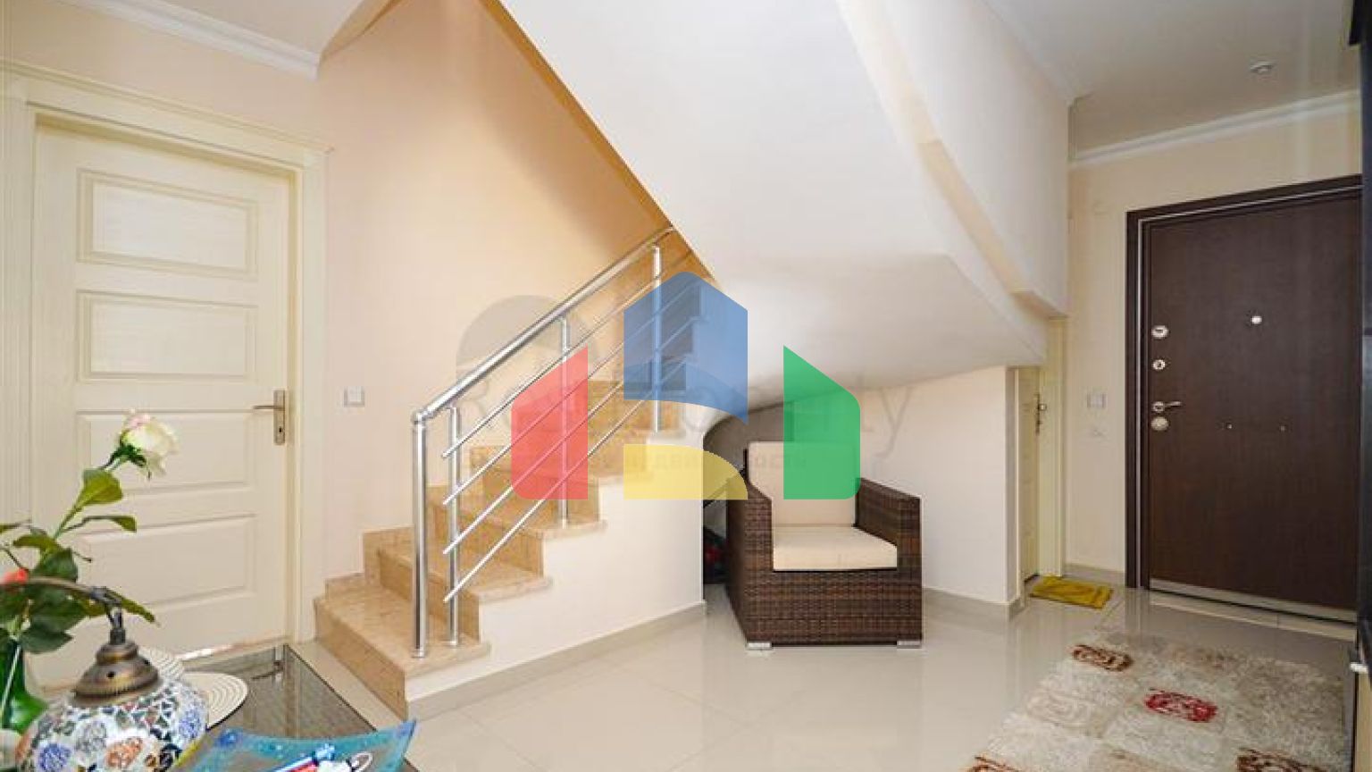 Двухуровневый пентхаус 3+1 в 100 м от моря