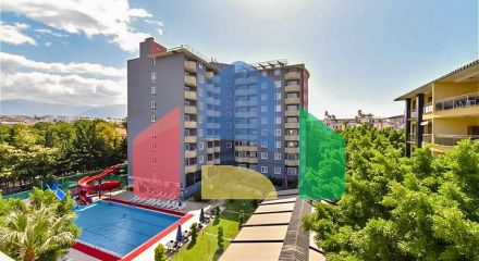 Трехкомнатная квартира на первой береговой линии под ВНЖ