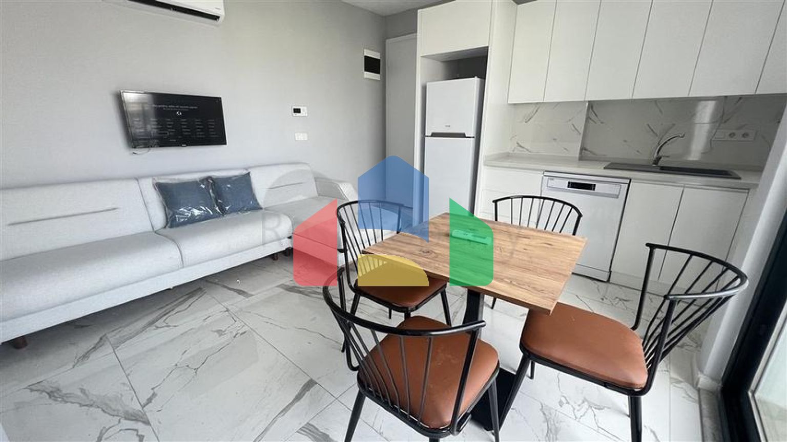 Квартира для отдыха в самом центре Алании в 5 минутах от пляжа