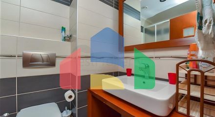 Меблированная квартира 2+1 в комплексе на первой береговой линии в центре Алании